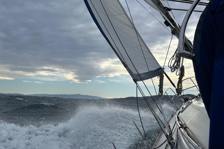 firtina-seyri-img https://oneyacht.org/wp-content/uploads/2026/01/firtina-seyri-img.jpg